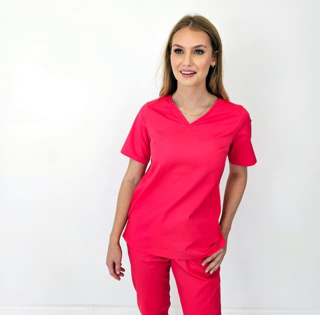 Bluzka Medyczna Damska Scrub MAGENTA – bluzki medyczne damskie