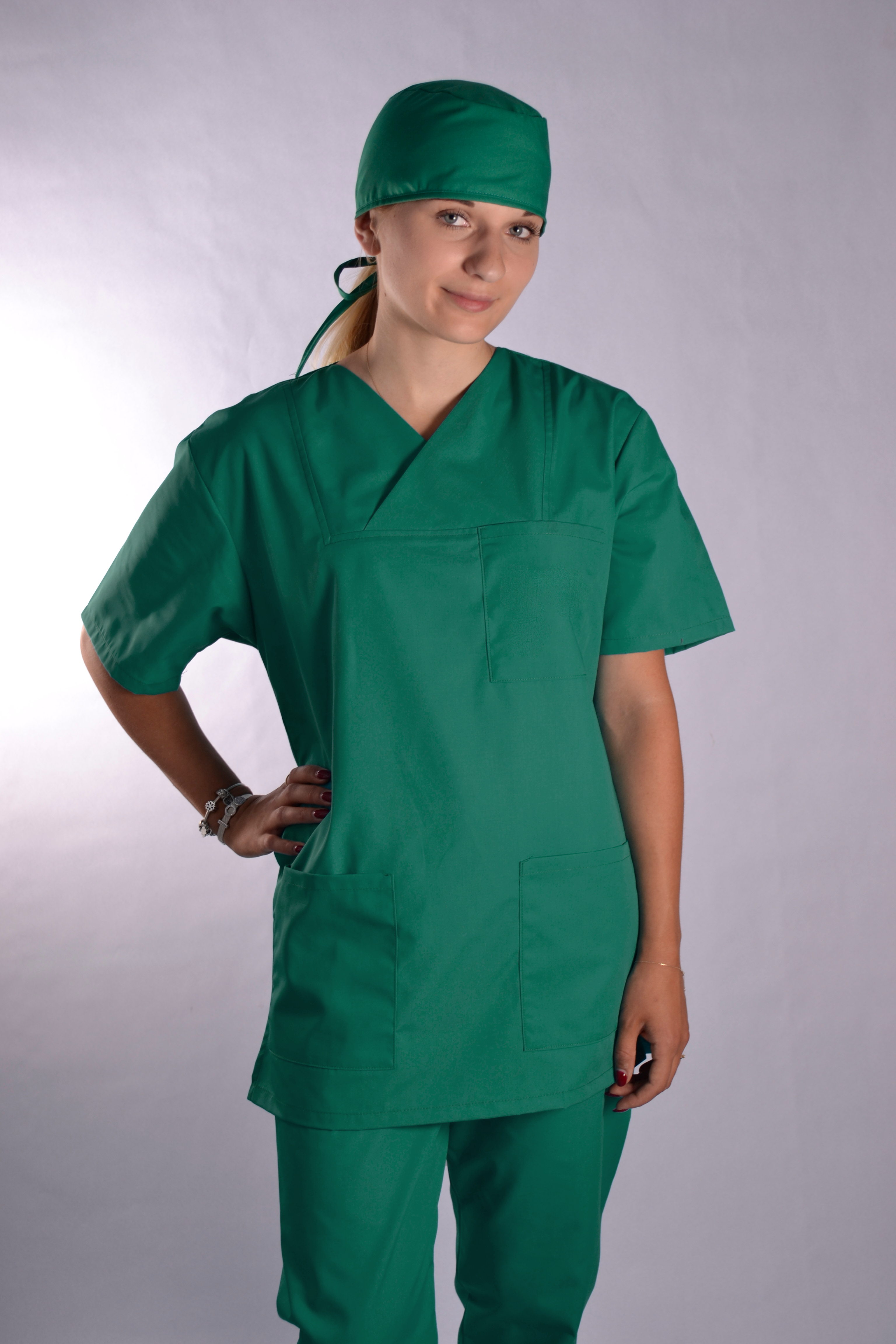 Komplet operacyjny zielony 130g/m2 48/52 BAW/POL ilość 200+ – komplet operacyjny